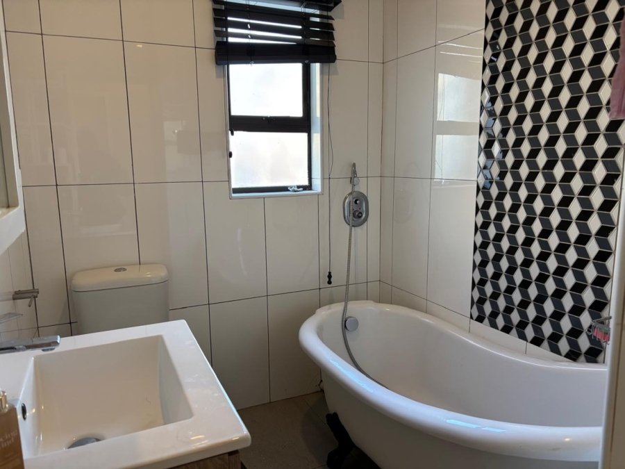 3 Bedroom Property for Sale in Mogwase North West